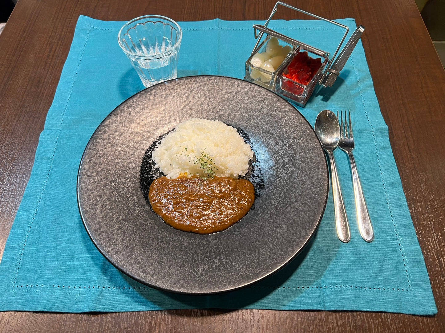 クロック　カレー